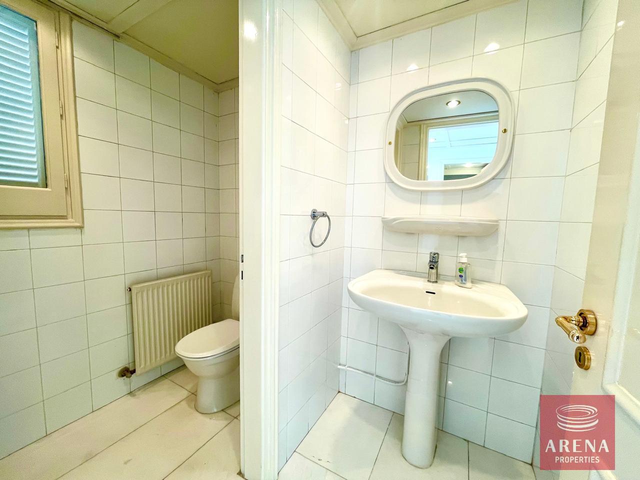 18-VILLA-IN-STROVOLOS-8730