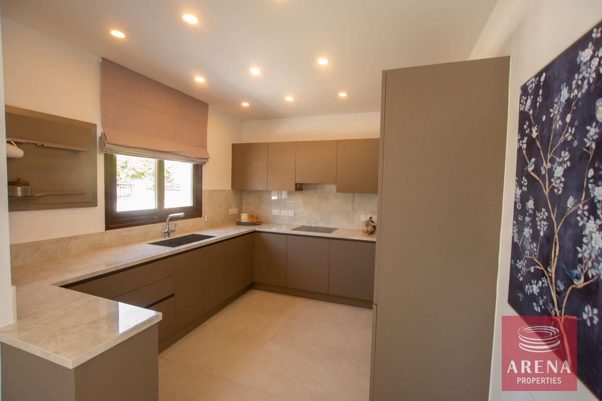 18-seafront-villa-ayia-thekla-5842-1