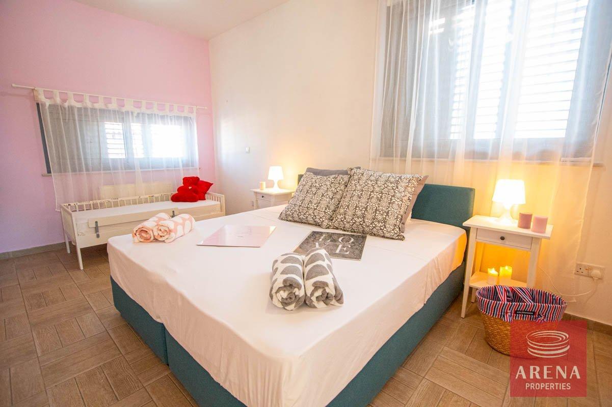 18-villa-in-cape-greco-2908_0