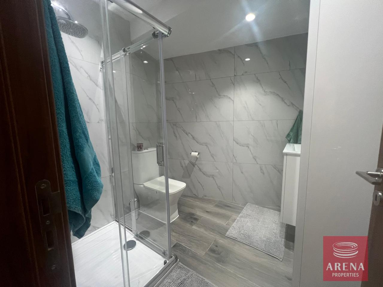 19-2-BED-APT-IN-OROKLINI-8382