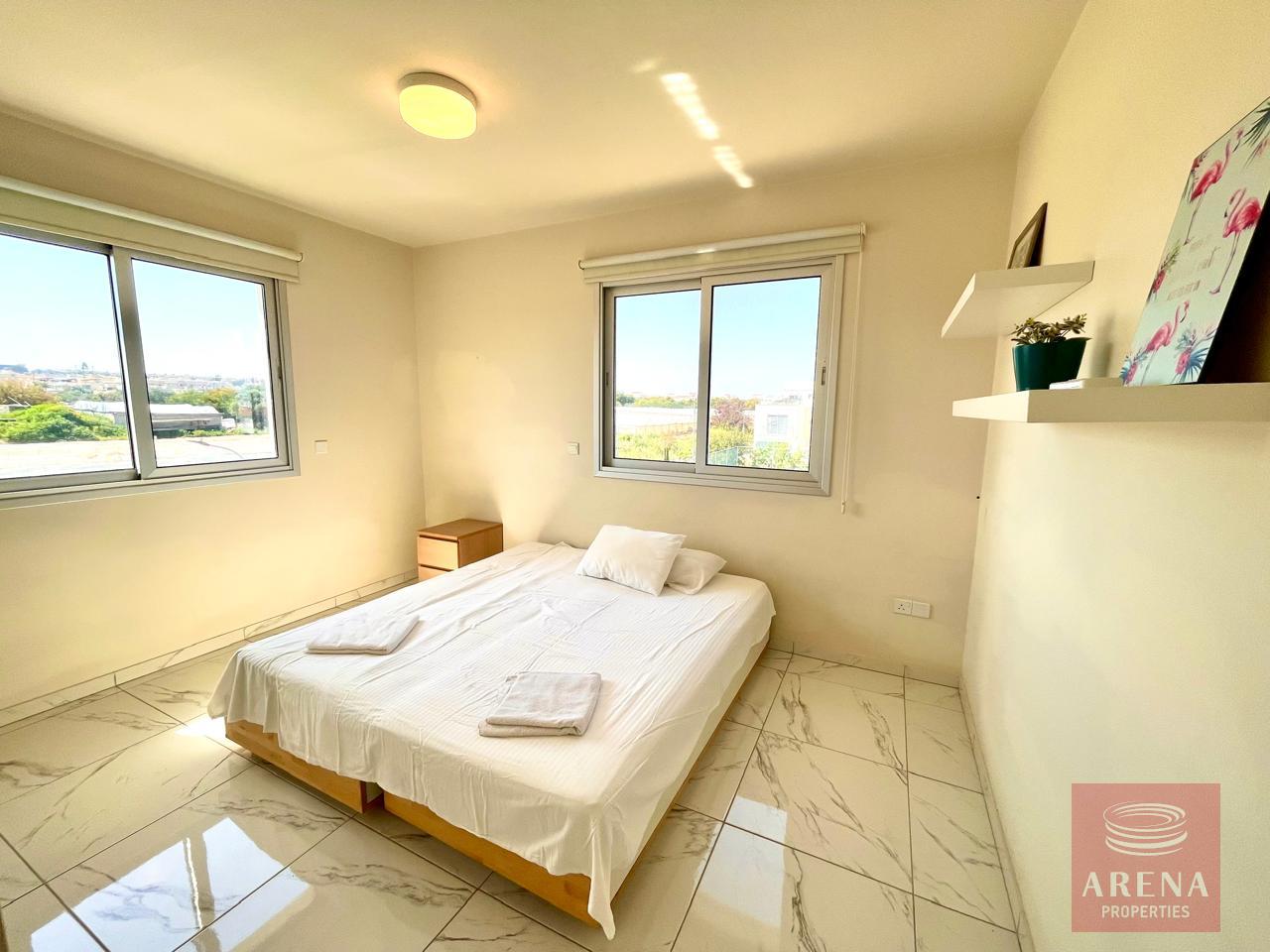 19-2-BED-APT-kapparis-9347-2