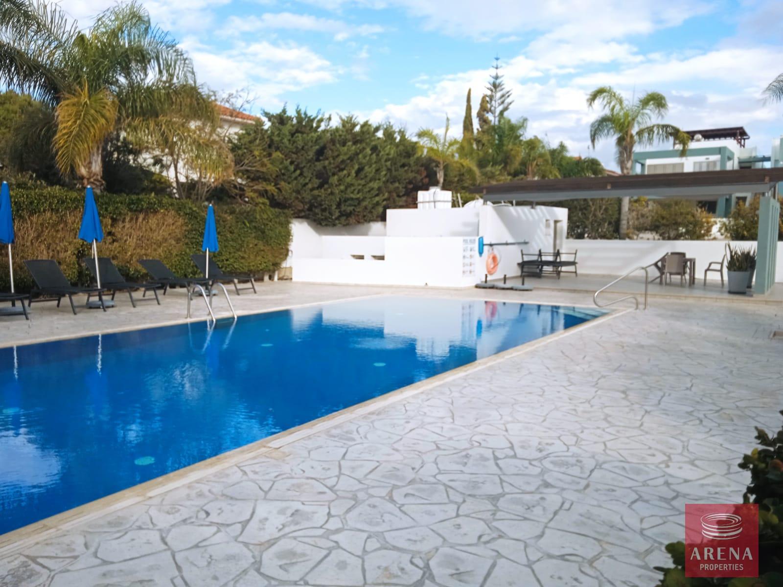 19-3-BED-GF-APT-8832