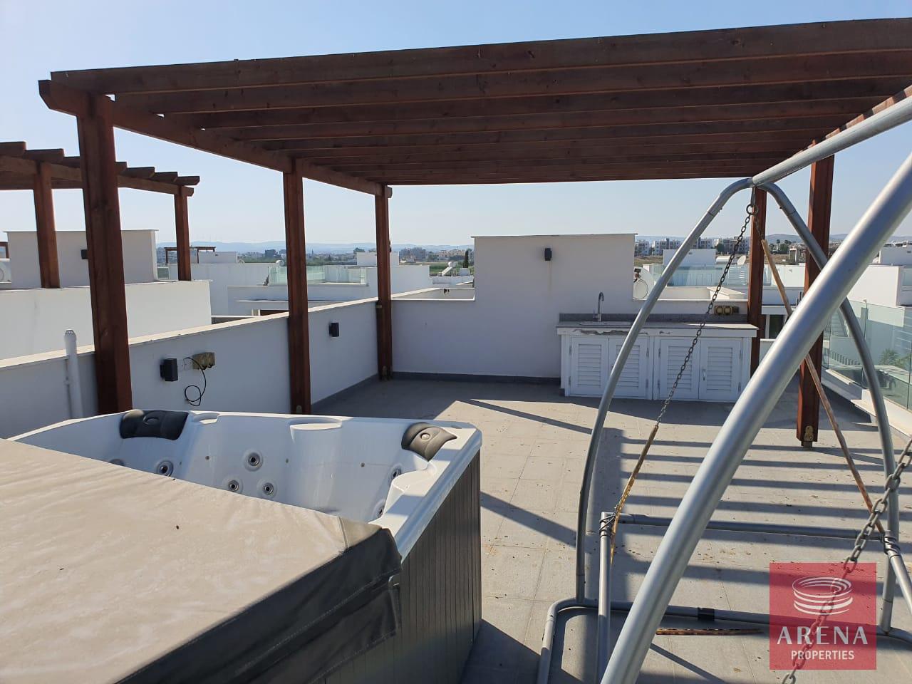 19-3-BED-VILLA-DEKELIA-7727-1