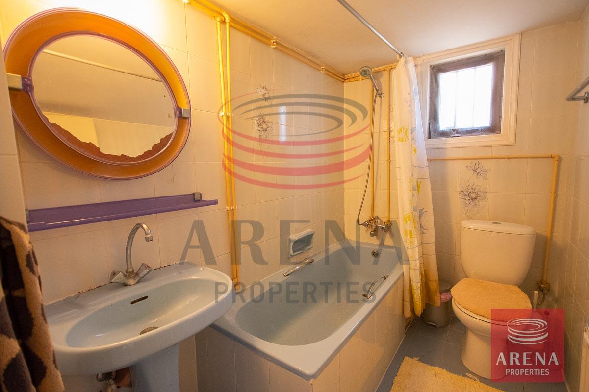 19-3-bed-apt-for-rent-in-paralimni-5671