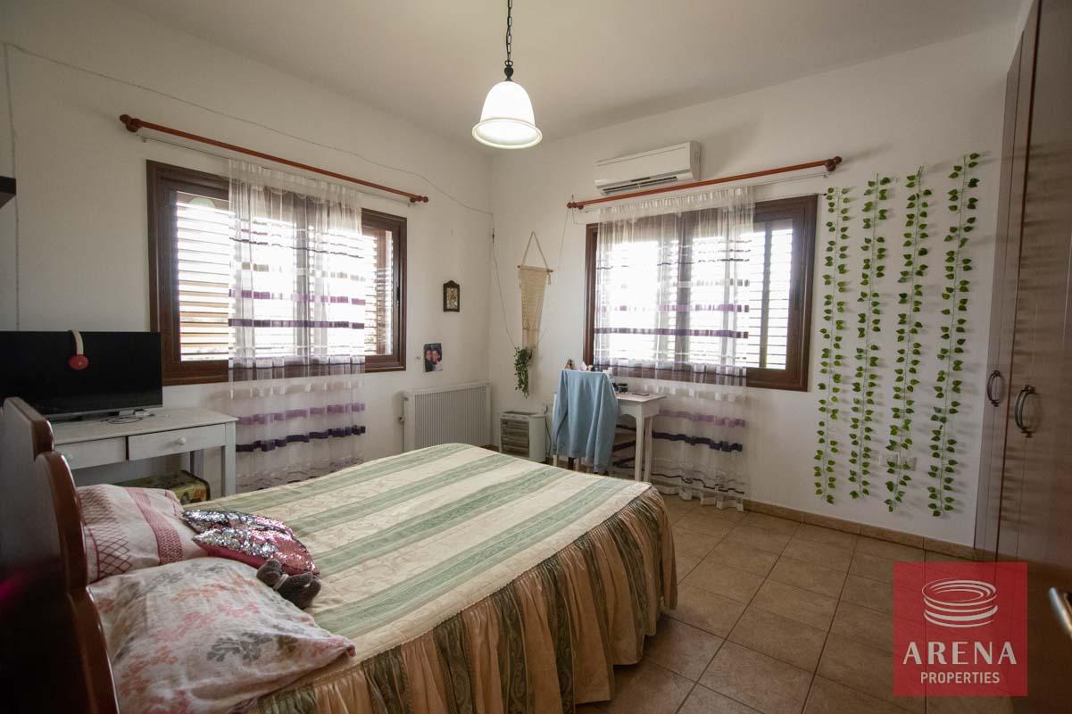 19-3-bed-villa-in-sotira-6049