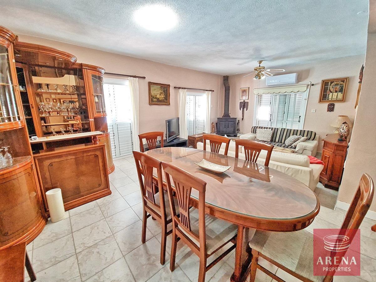 19-4-BED-BUNGALOW-PARALIMNI-8979