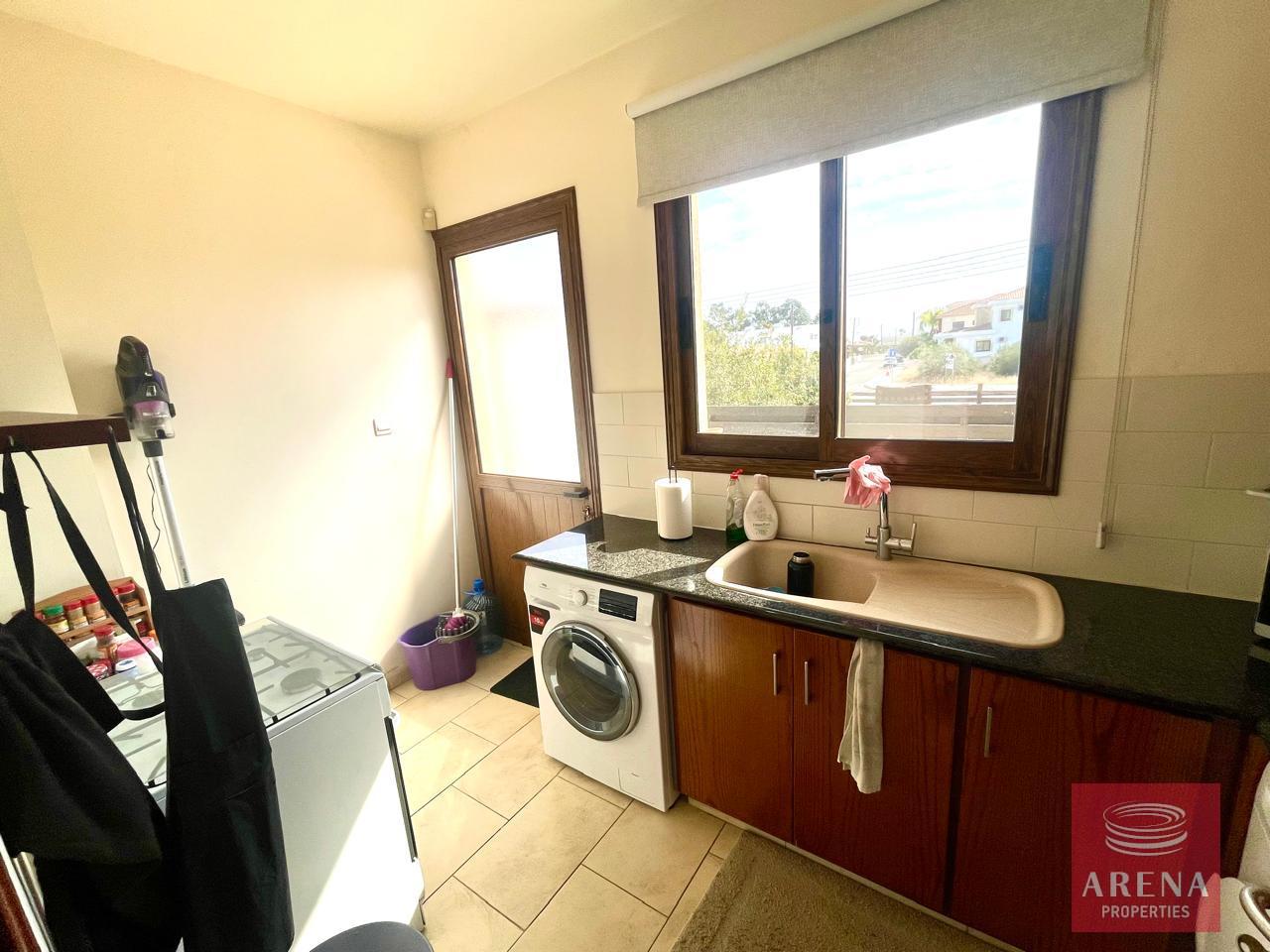 19-4-BED-VILLA-IN-KITI-8754