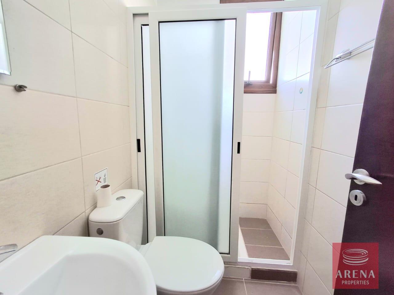 19-4-bed-villa-in-alethriko-9072