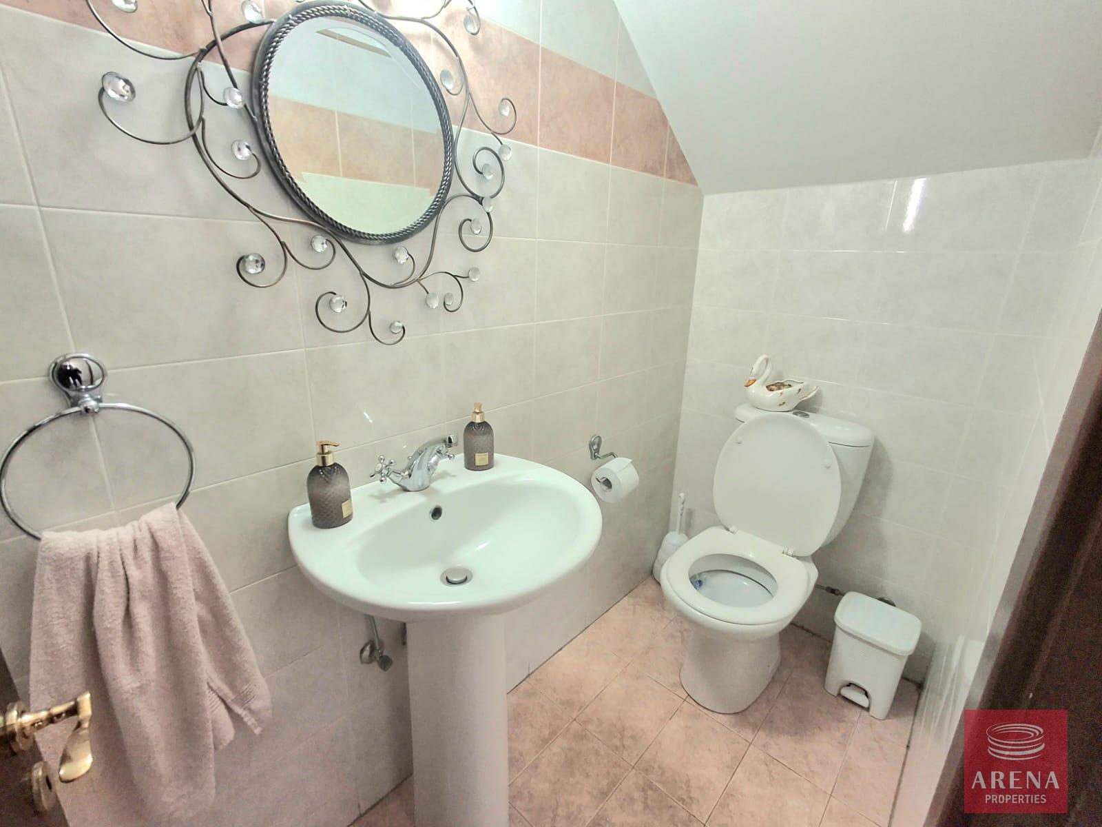 19-5-BED-VILLA-KRASAS-9152