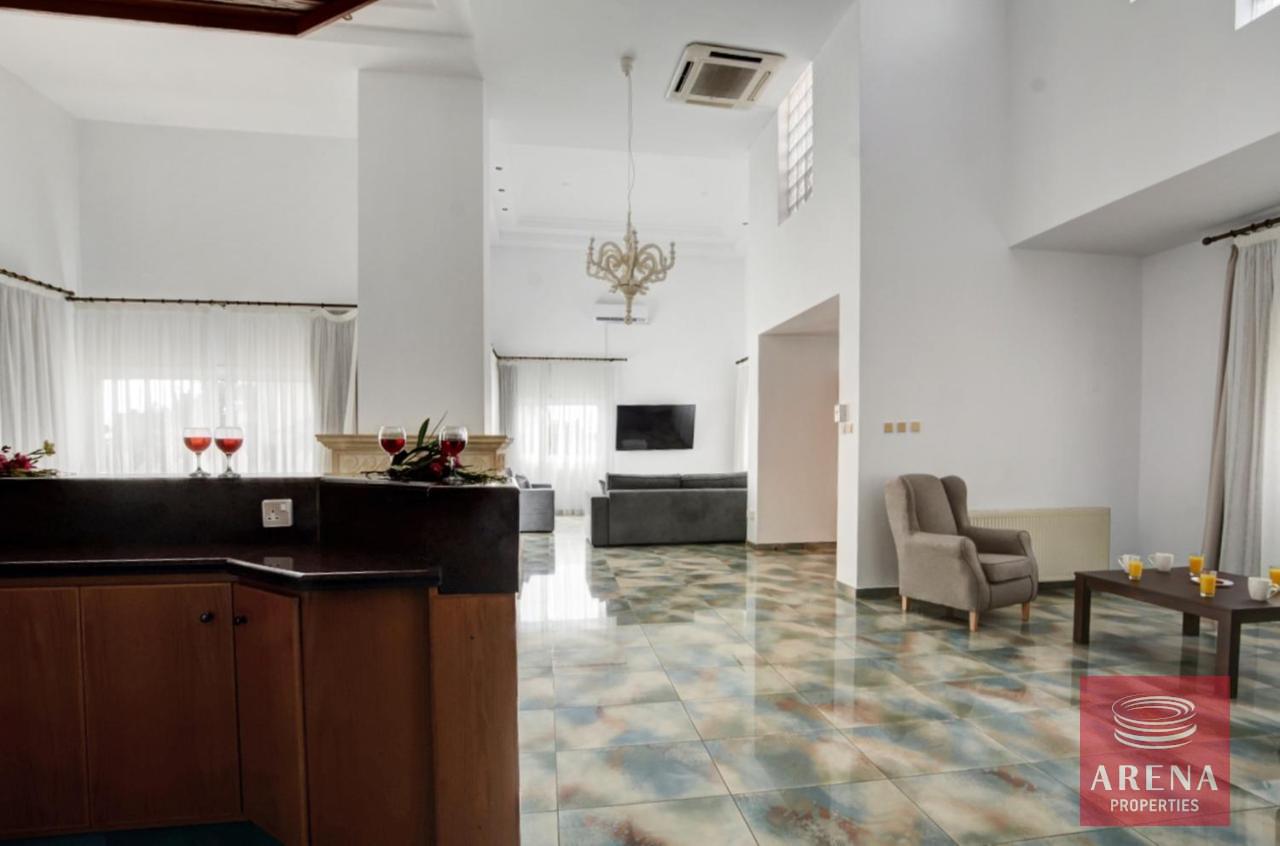 19-7-BED-VILLA-IN-AYIA-NAPA-6706-1