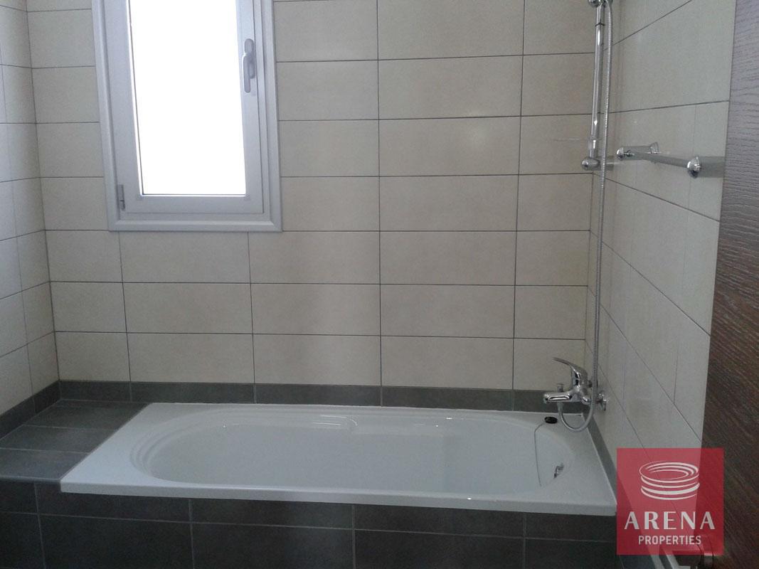 19-HOUSE-IN-OROKILINI-6129