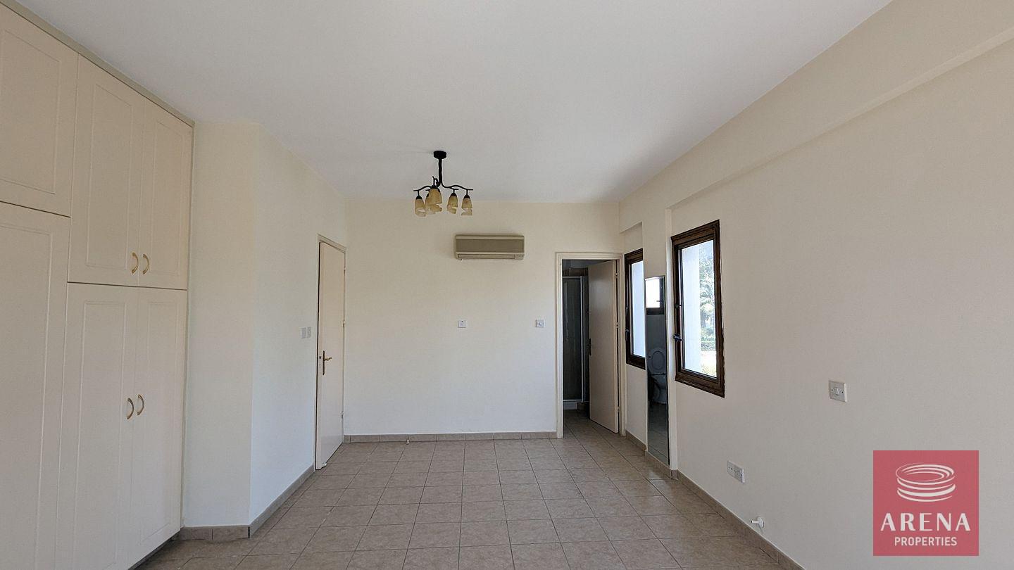 19-VILLA-IN-PYLA-6947