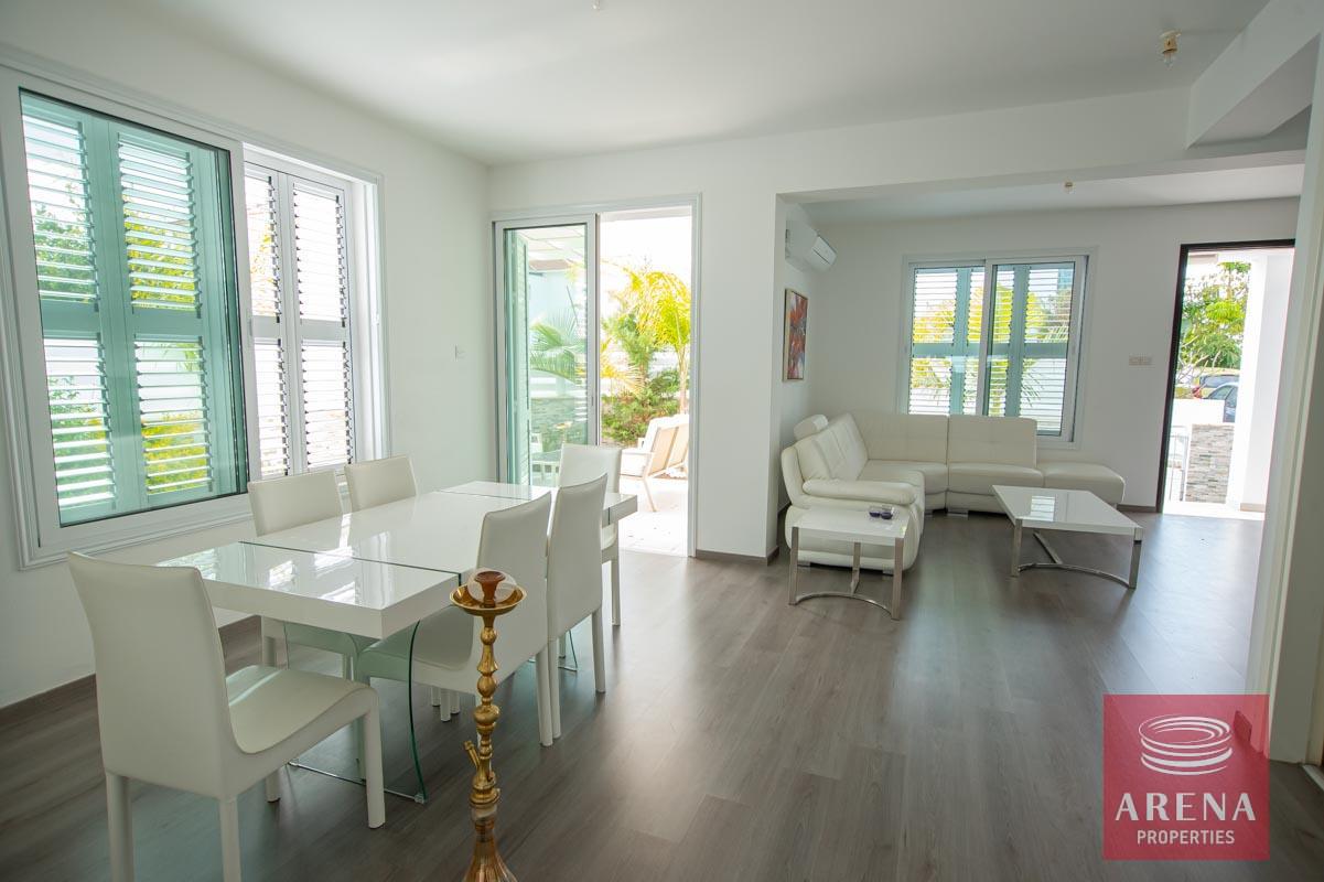 19-Villa-for-sale-Ayia-Triada-5614-3