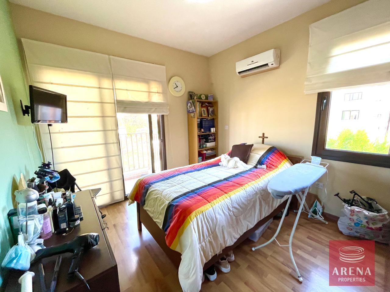 19-Villa-in-Livadia-8849