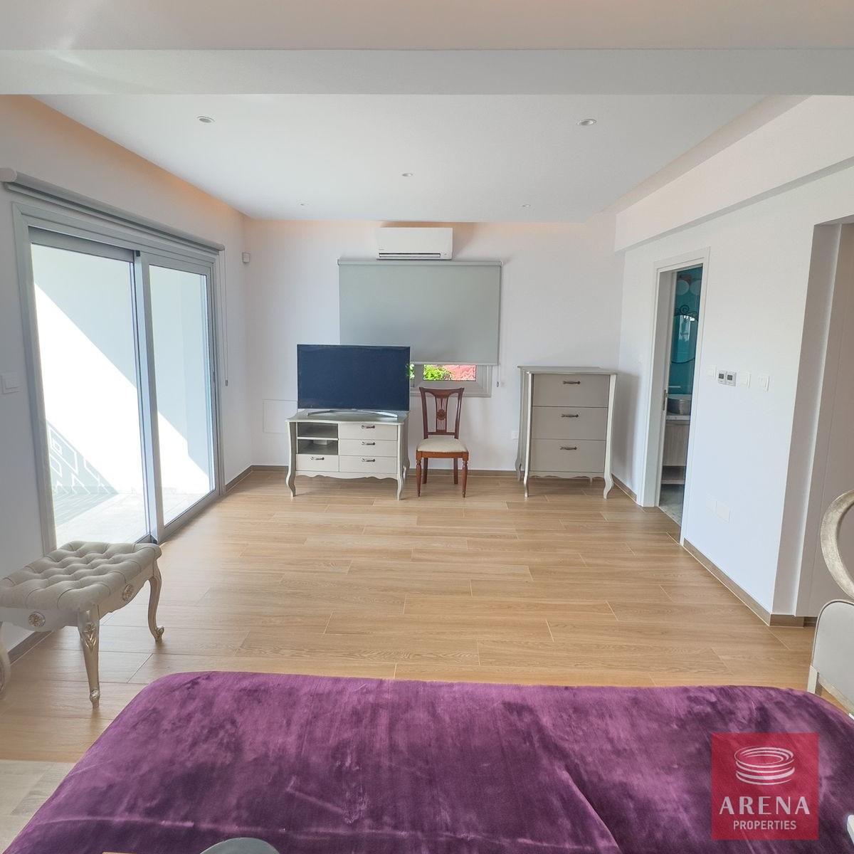 19-villa-in-ayia-napa-7876-1