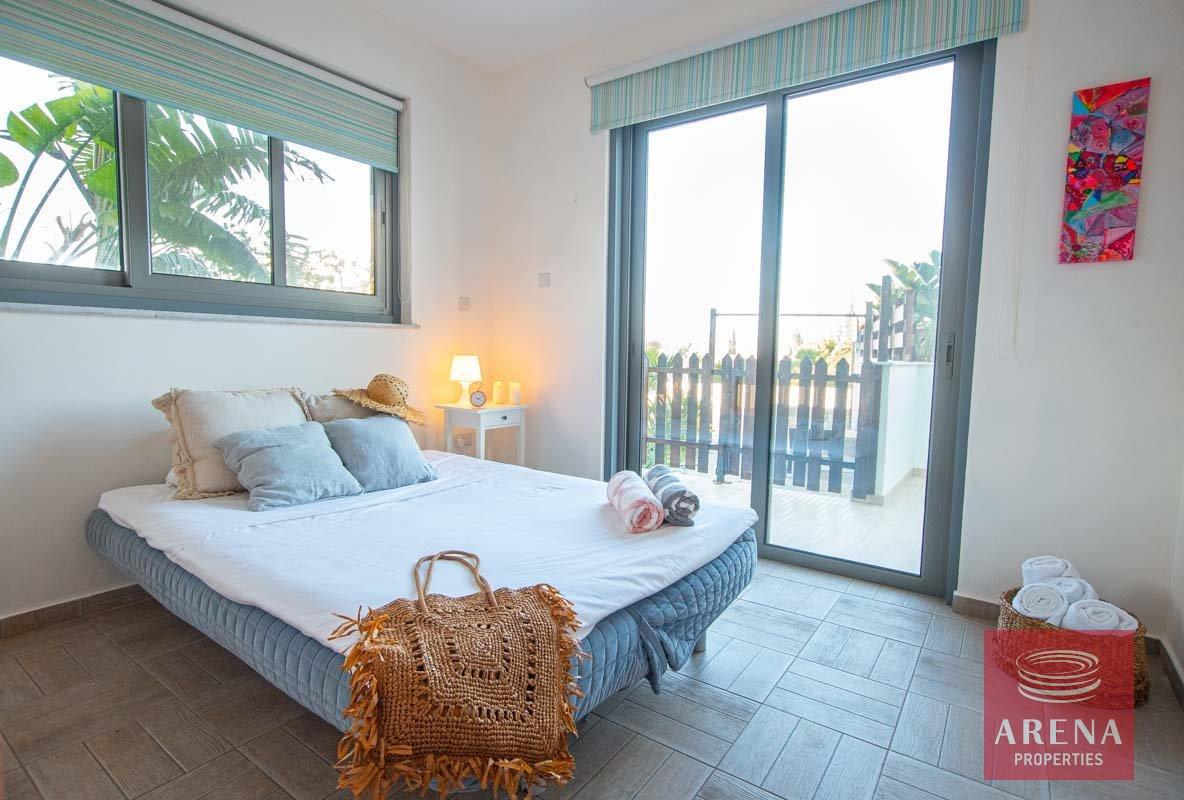 19-villa-in-cape-greco-2908