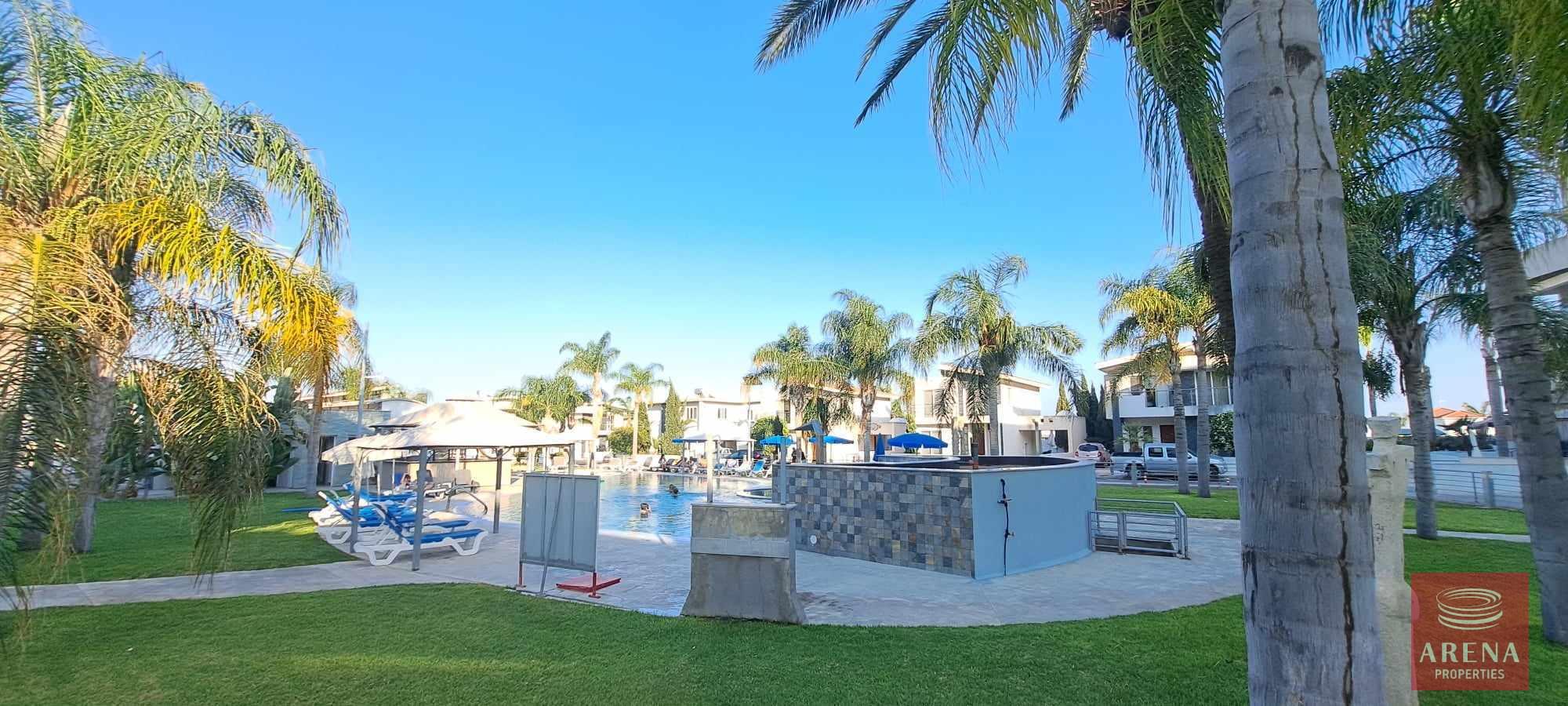 2-2-BED-APT-FOR-RENT-IN-PYLA-8568