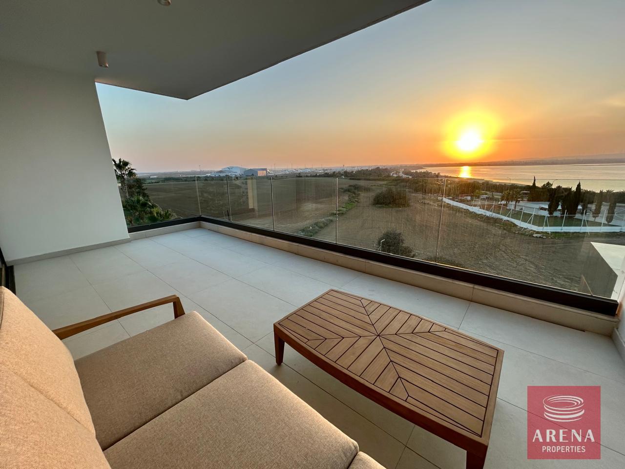 2-2-BED-APT-FOR-RENT-MAKENZY-9144-