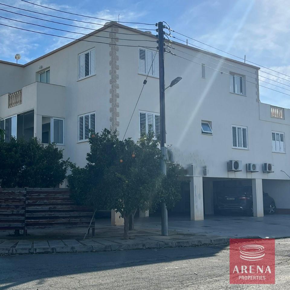 2-2-BED-APT-IN-DERYNIA-7407-1