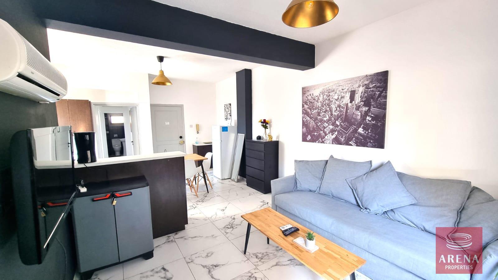 2-2-BED-APT-MAKENZY-8696