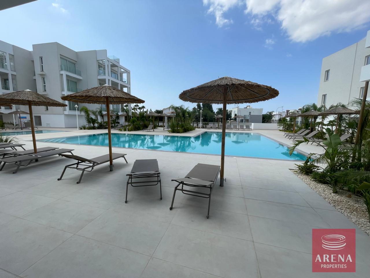 2-2-BED-APT-PARALIMNI-8455