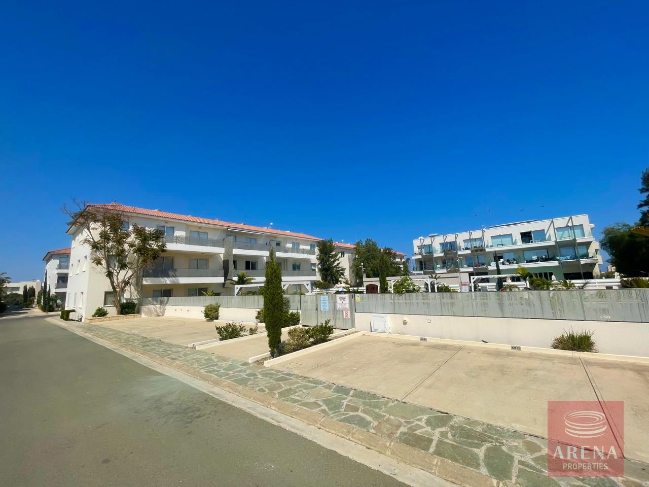 2-2-BED-APT-kapparis-9347-3