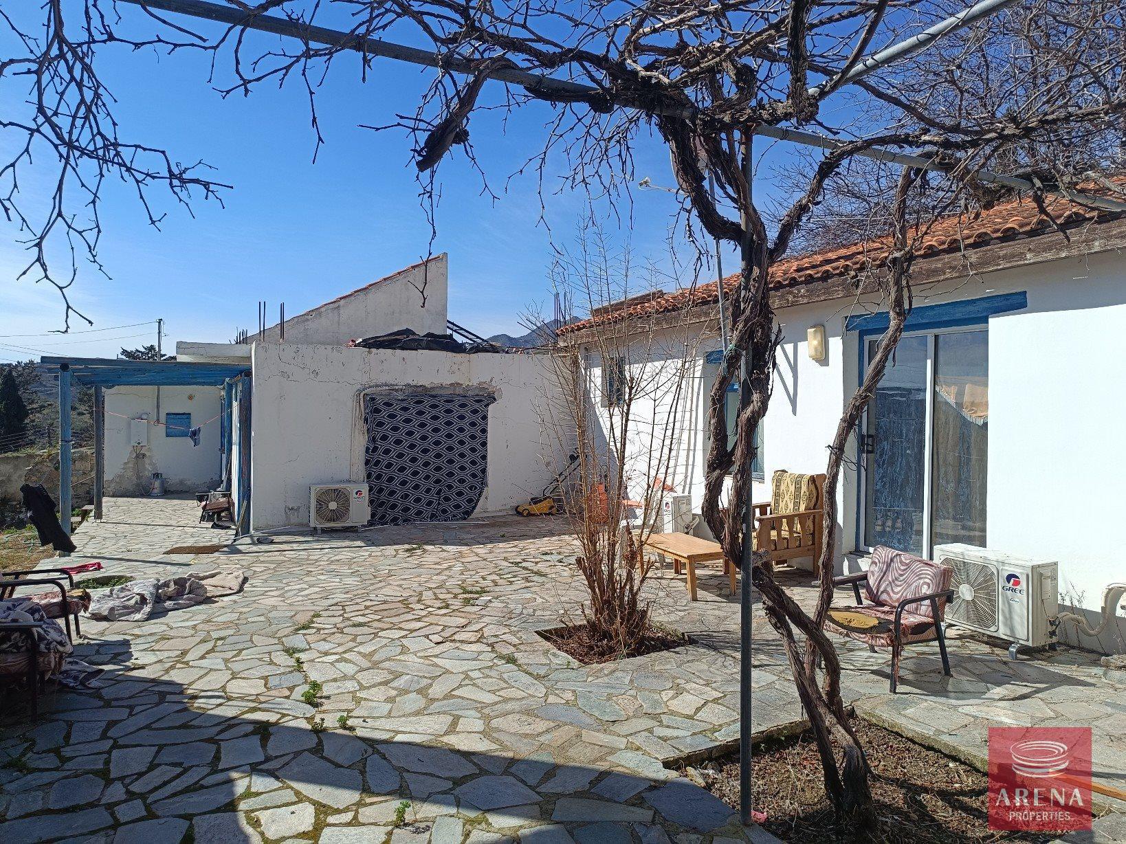 2-2-BED-BUNGALOW-ORA-8786