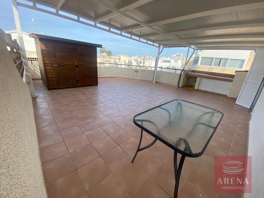 2-2-BED-FLAT-IN-kapparis-6751-2