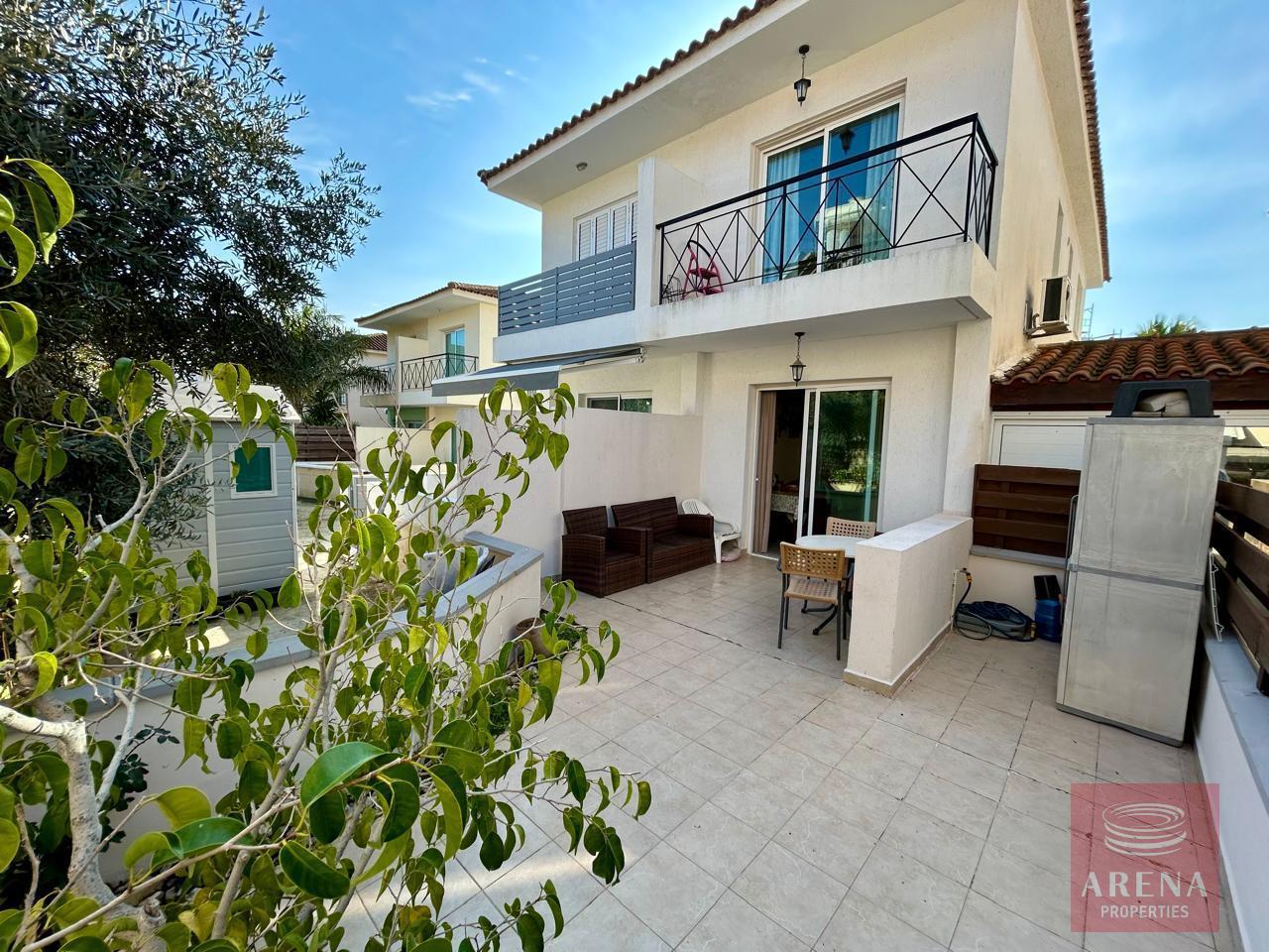 2-2-BED-TOWNHOUSE-IN-DEKELIA-AREA-9132-1