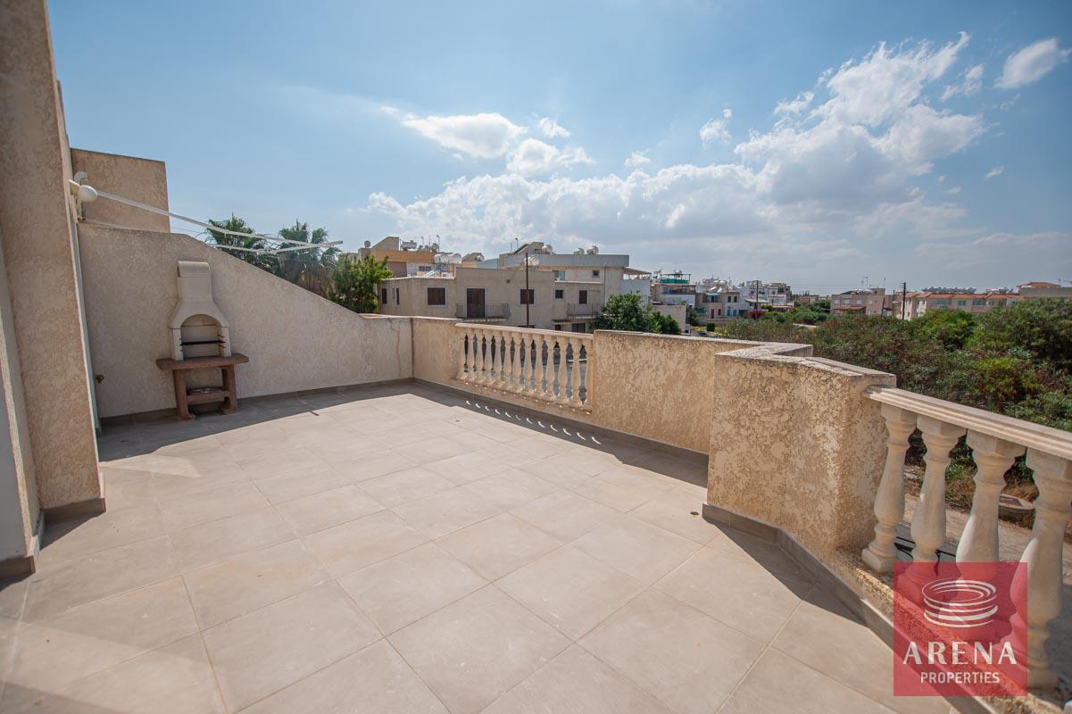 2-3-BED-APT-KAPPARIS-5243-1