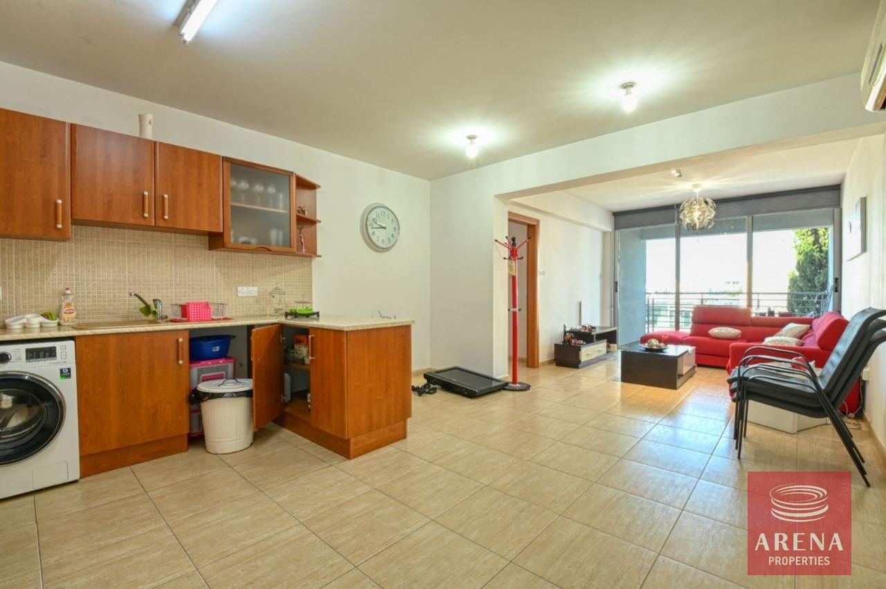 2-3-BED-APT-PARALIMNI-7739