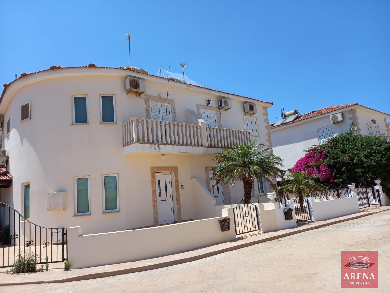 2-3-BED-VILLA-FOR-RENT-FRENAROS-8606