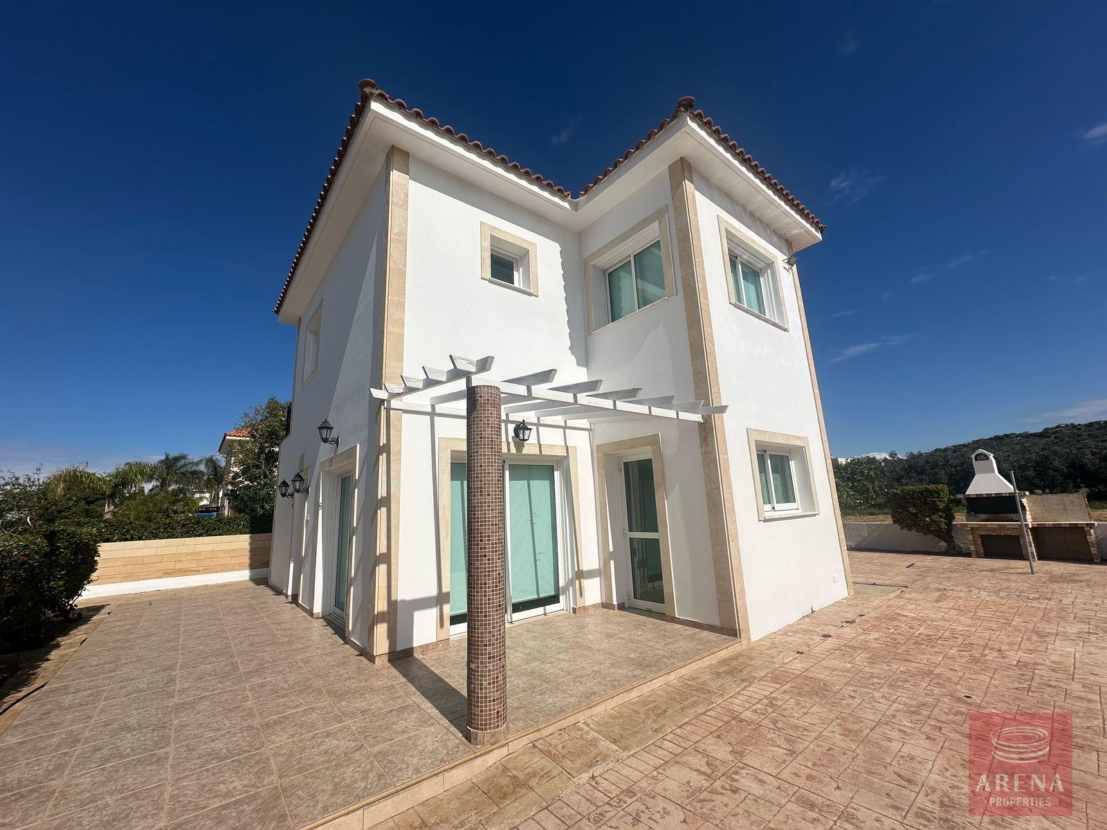 2-3-BED-VILLA-PROTARAS-9371