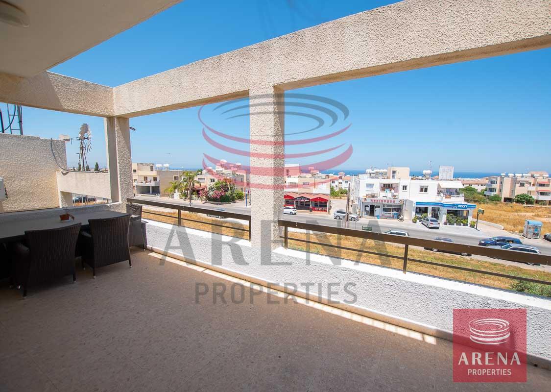 2-3-bed-apt-for-rent-in-paralimni-5671