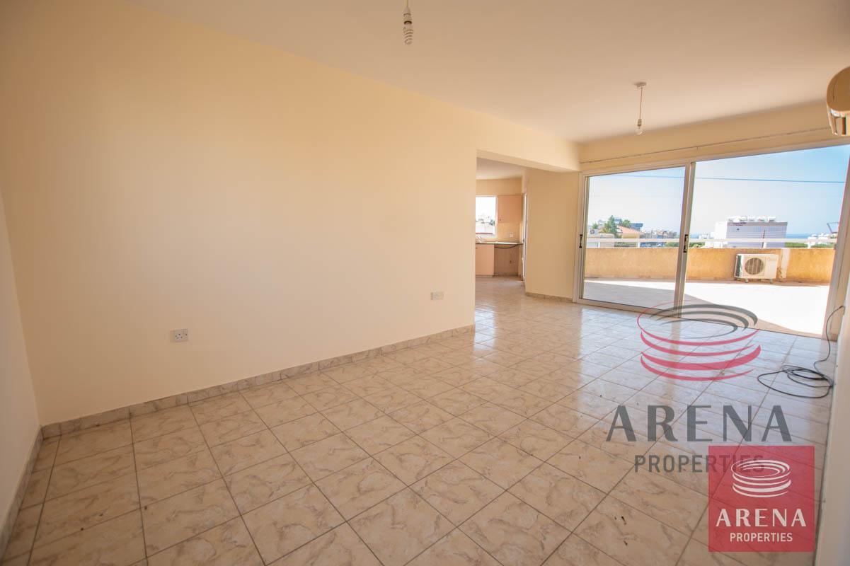 2-3-bed-apt-for-sale-in-Paralimni-5735-2