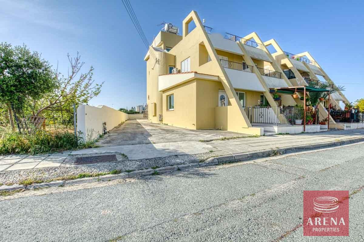 2-3-bed-th-for-sale-in-Paralimni-5880-1