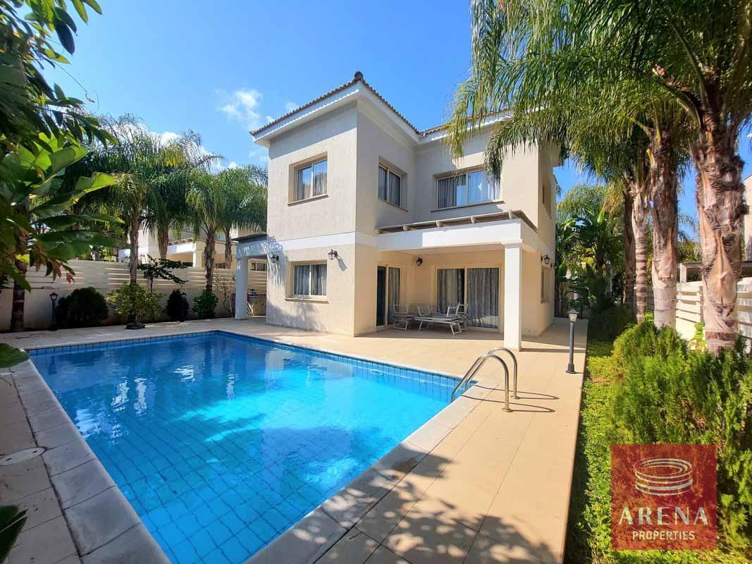 2-3-bed-villa-in-cape-greco-8104-2