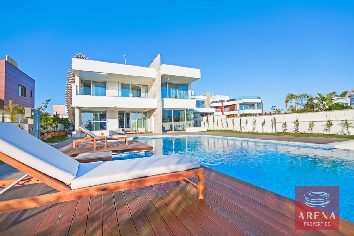 2-4-BED-VILLA-FOR-SALE-IN-AYIA-NAPA-7051-2