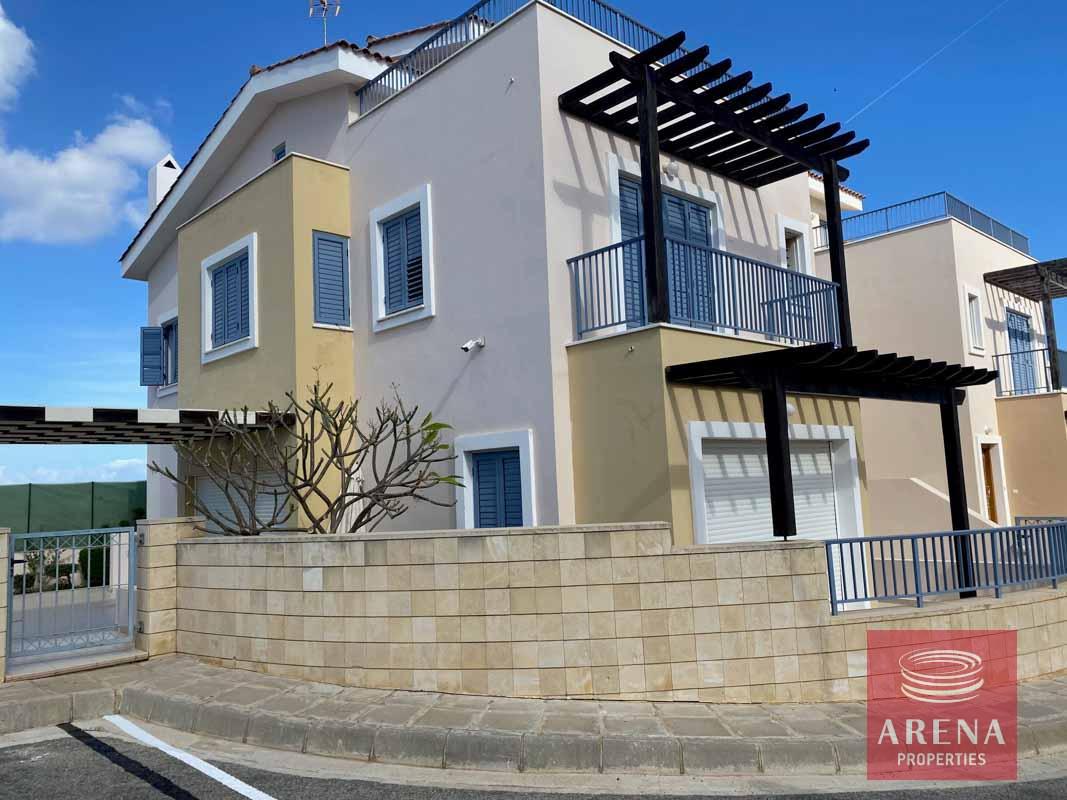 2-4-BED-VILLA-IN-AYIA-TRIADA-5779-2