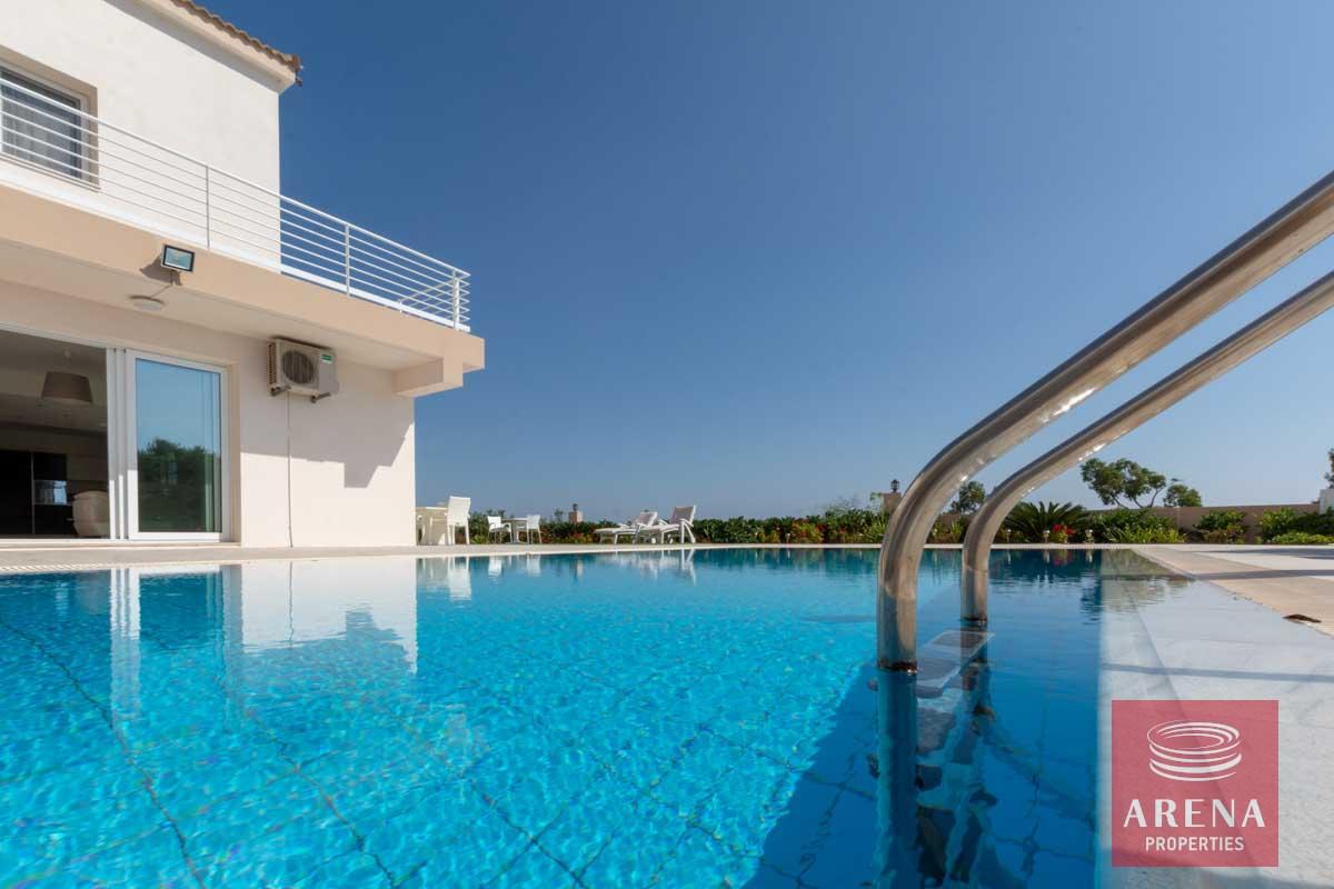 2-4-Bed-villa-in-Protaras-6036-1