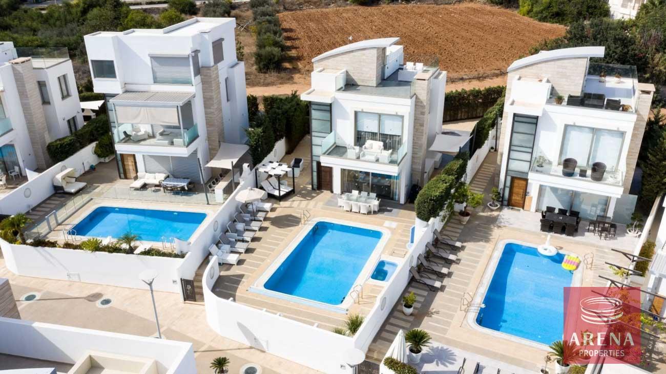 2-6-BED-VILLA-PROARAS-8444