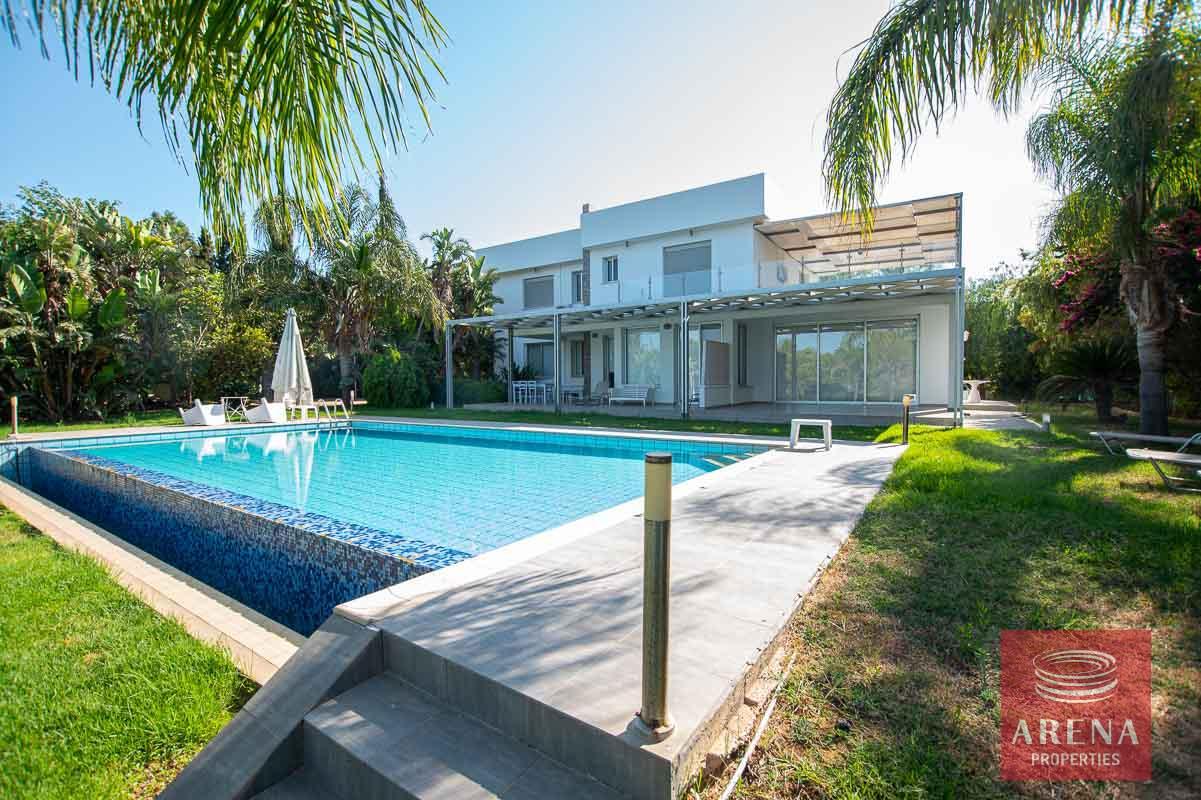 2-8-bed-villa-in-protaras-5703