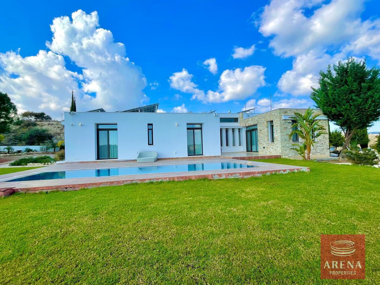 2-BUNGALOW-IN-SKARINOU-8892-1