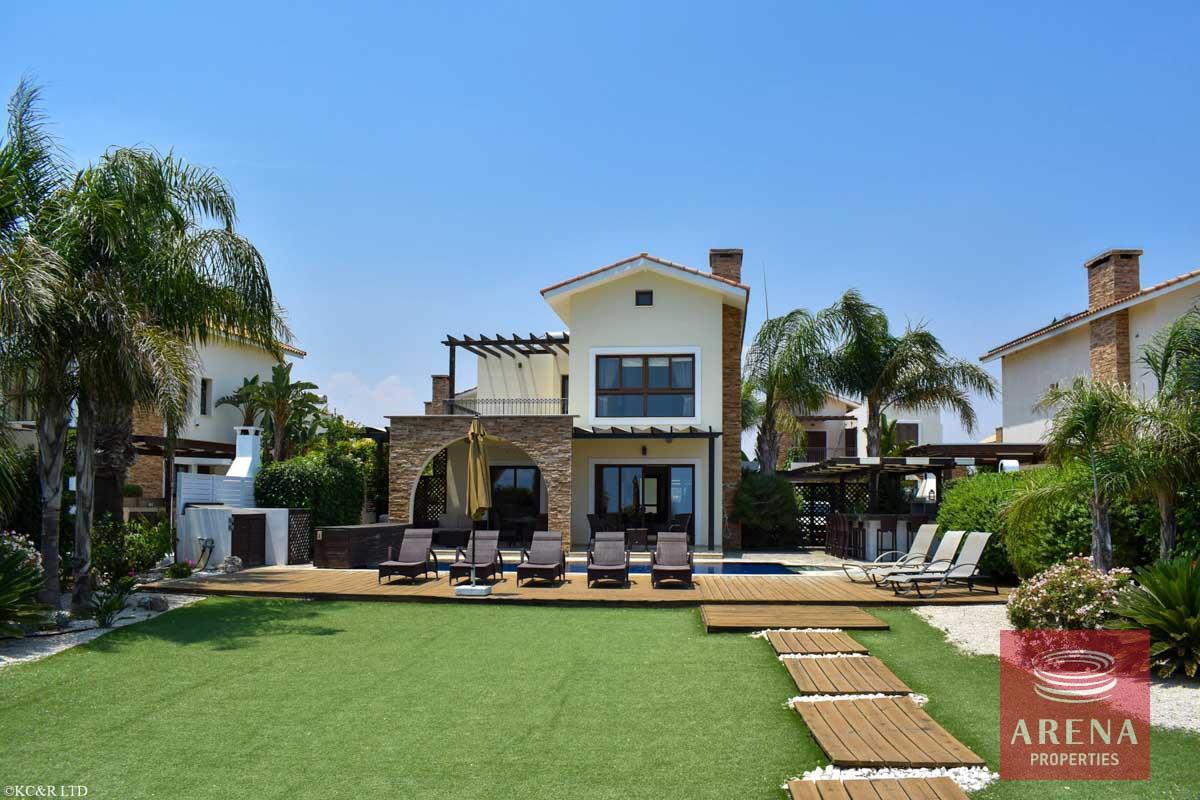 2-FRONT-LINE-VILLA-2