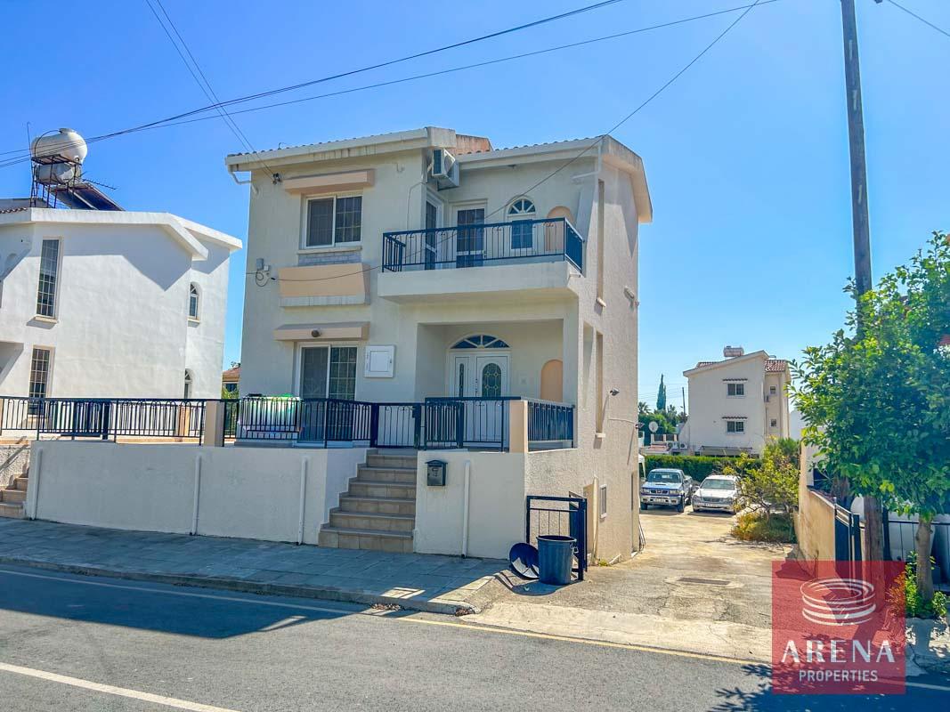 2-HOUSE-IN-DEKELIA-7466