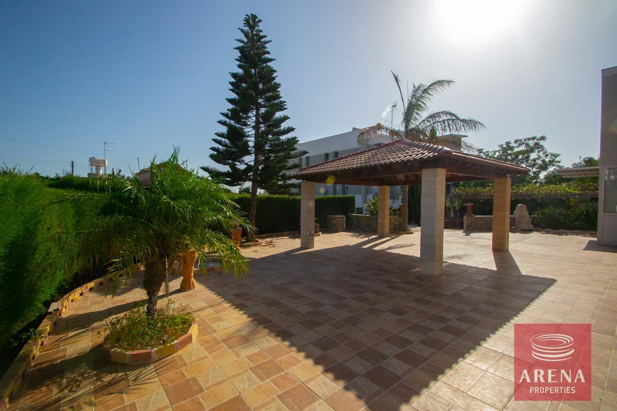 2-House-in-Paralimni-5409_0-1