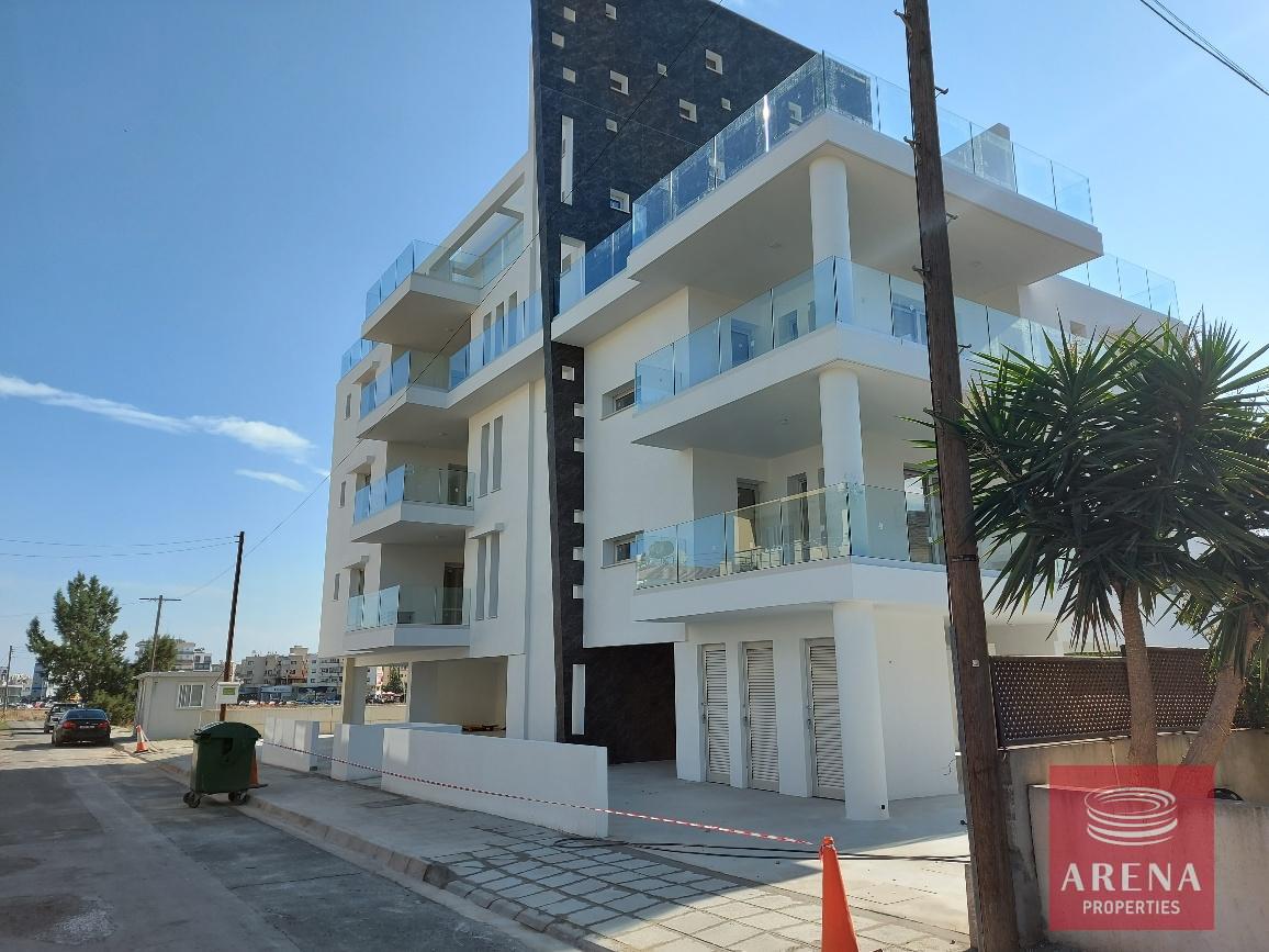 2-NEW-apt-Larnaca-4810-1