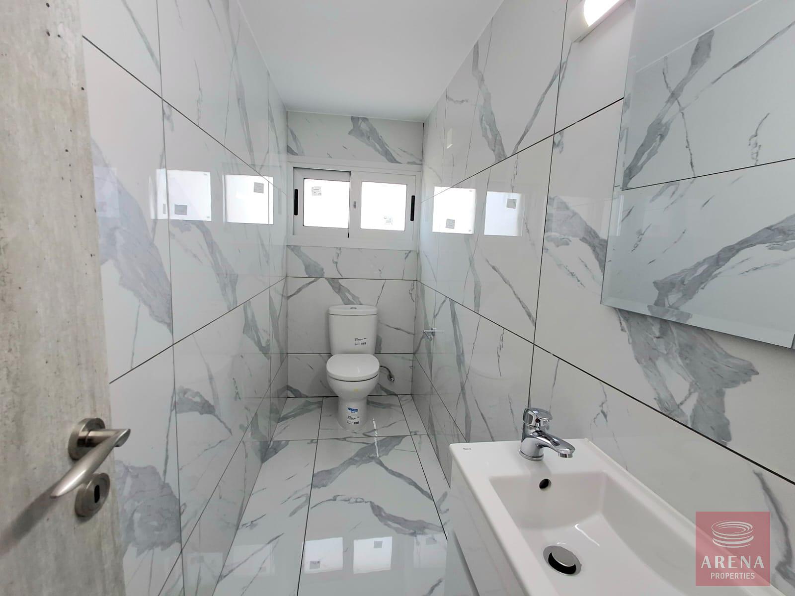 2-OFFICE-FOR-RENT-9354-4