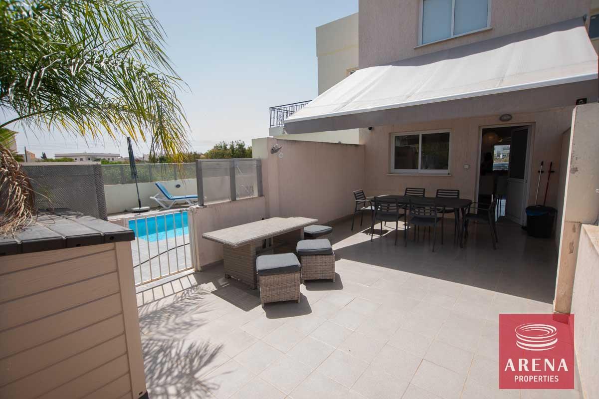 2-Townhouse-in-Paralimni-for-sale-6050