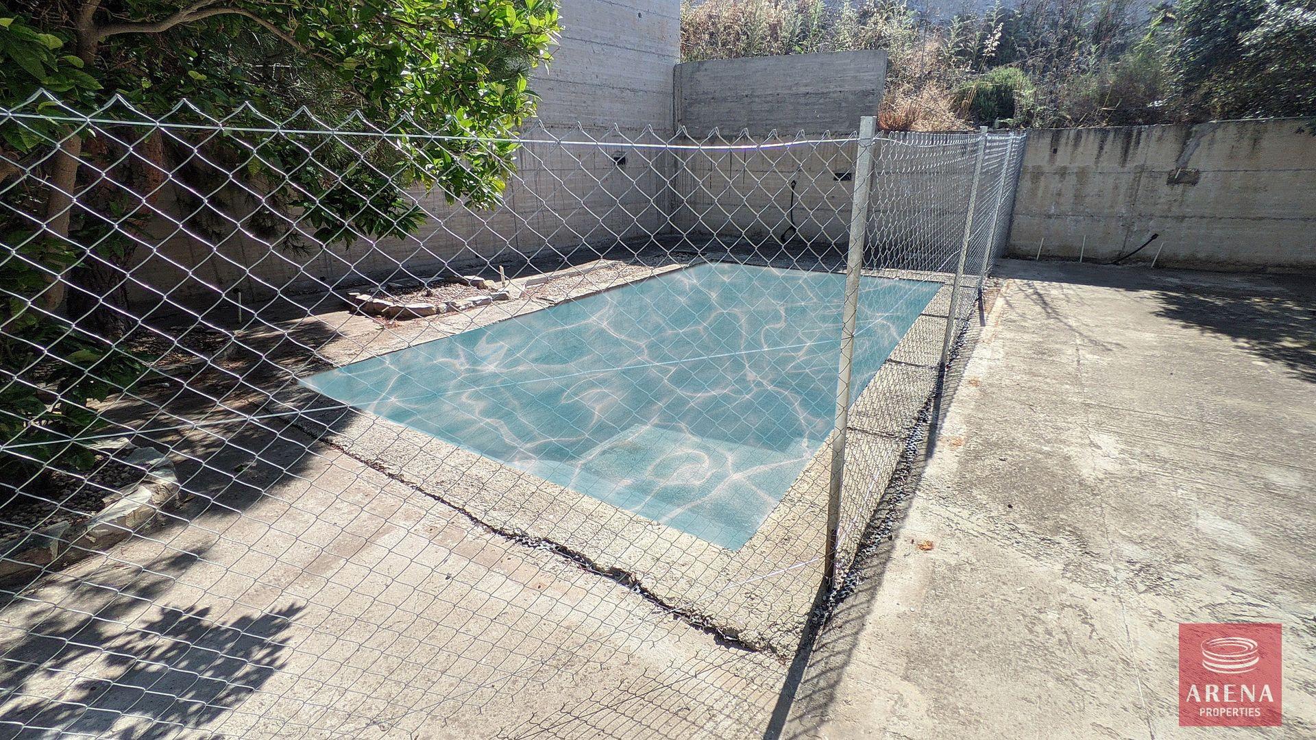 2-VILLA-IN-AYIA-ANNA-8174